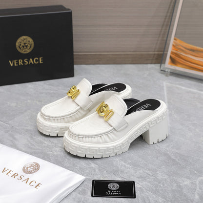 VERSACE