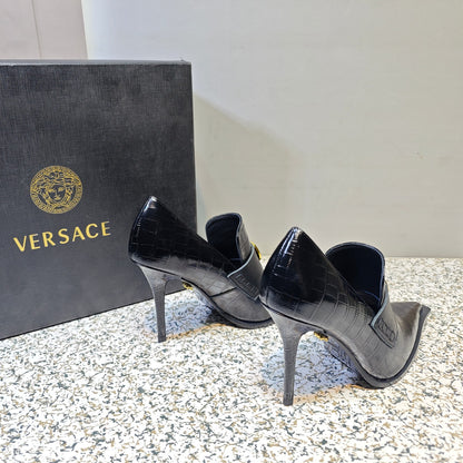 VERSACE