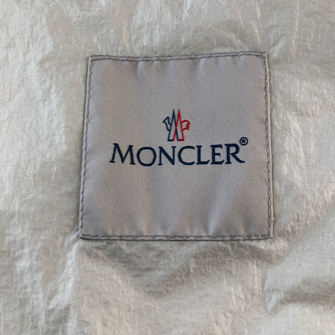 MONCLER