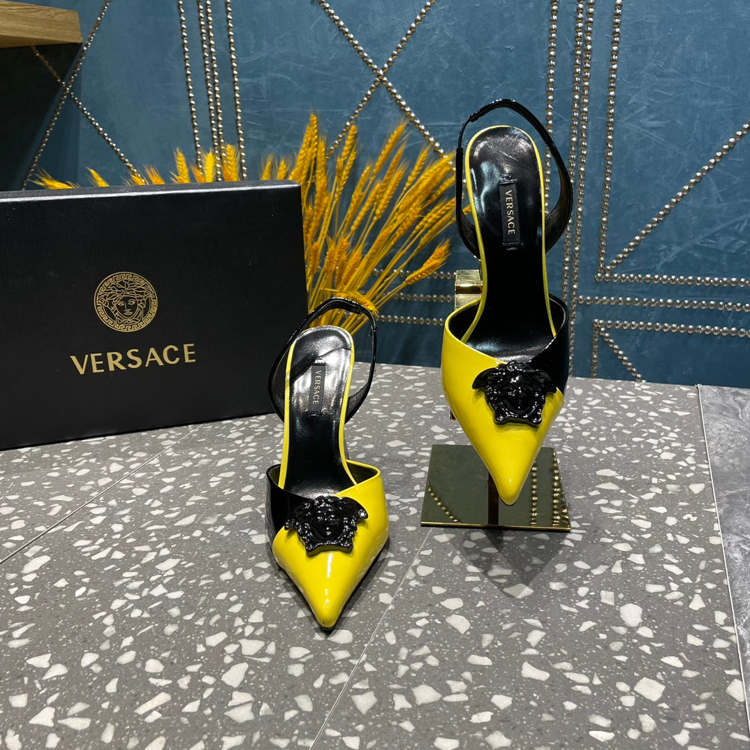 VERSACE