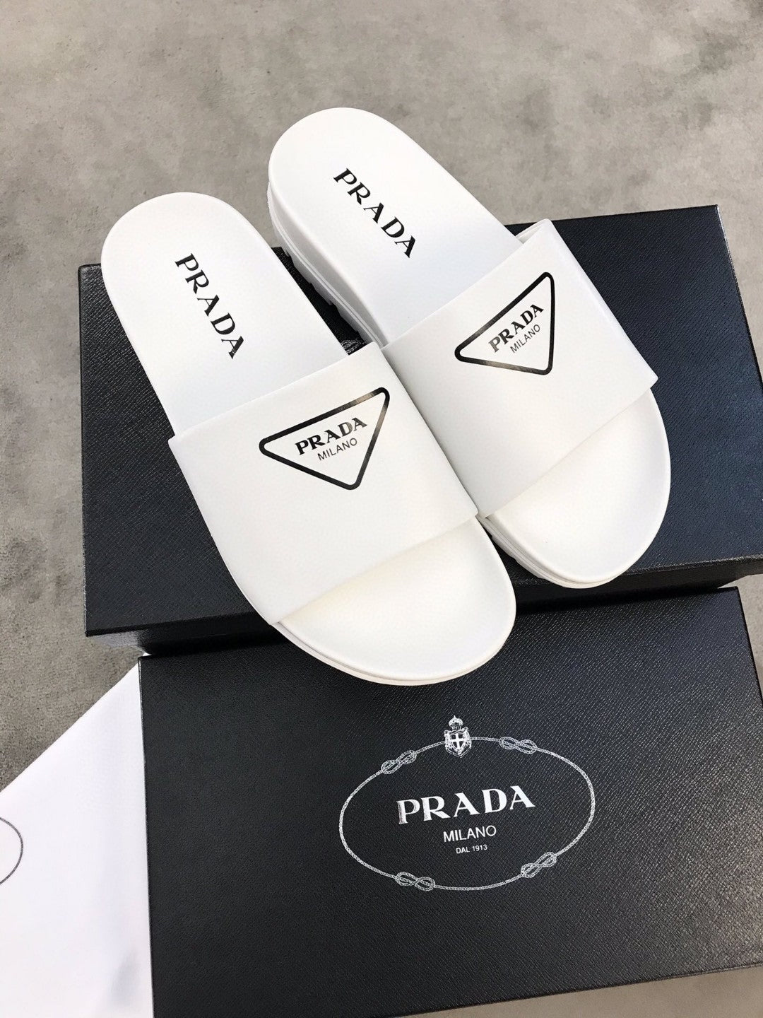 PRADA