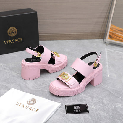 VERSACE