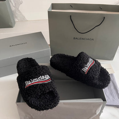 BALENCIAGA