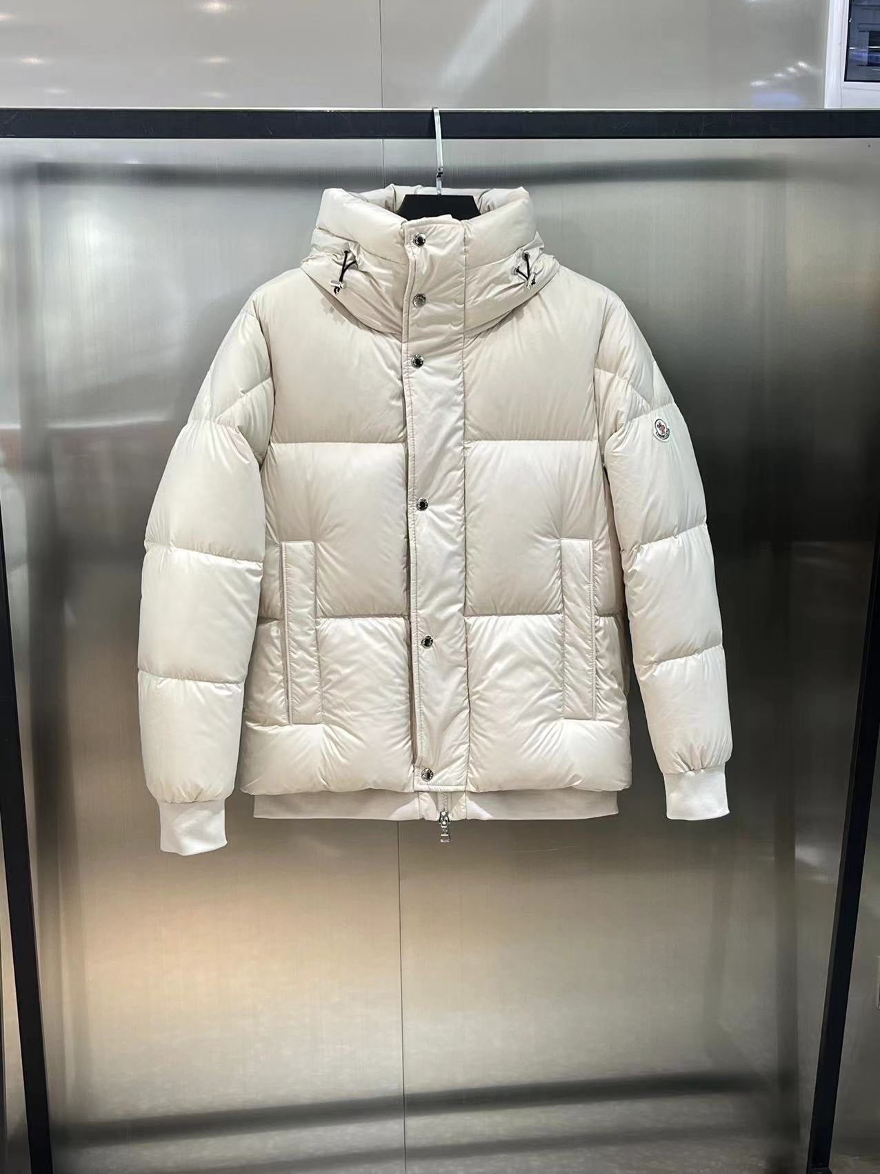 MONCLER