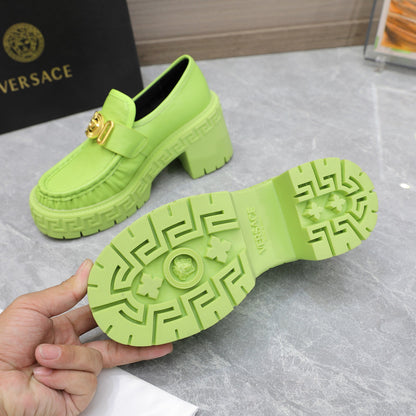 VERSACE