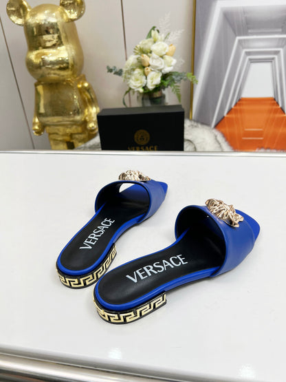 VERSACE