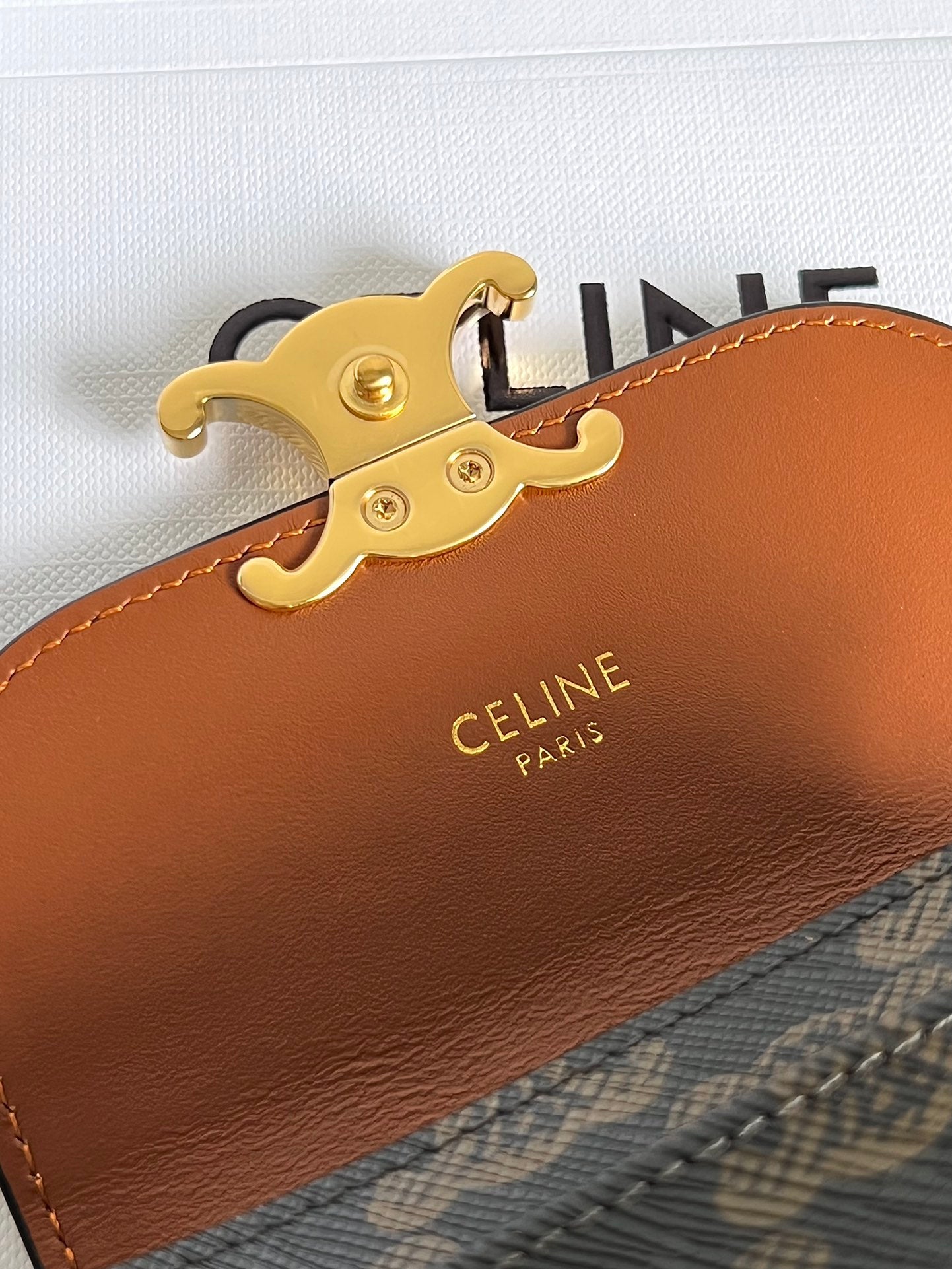 CELINE