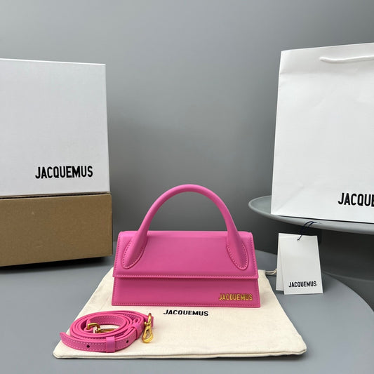 JACQUEMUS