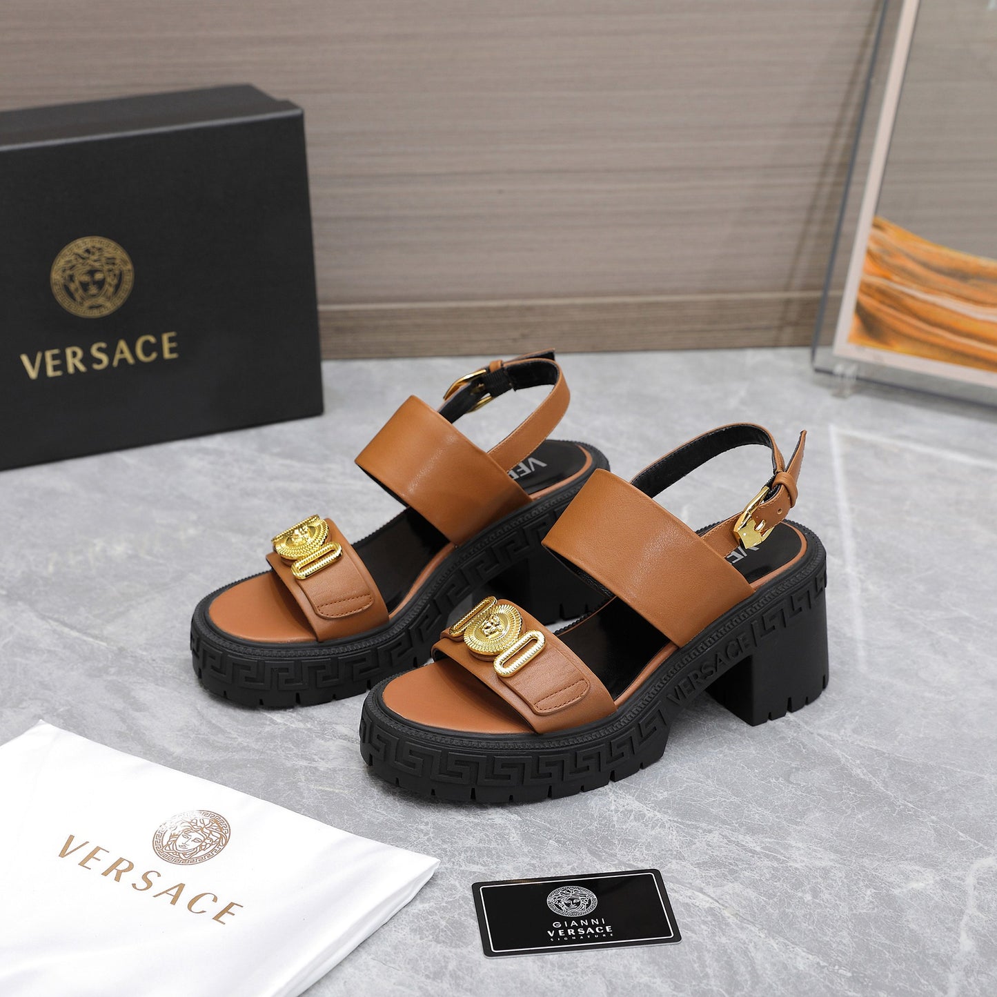 VERSACE