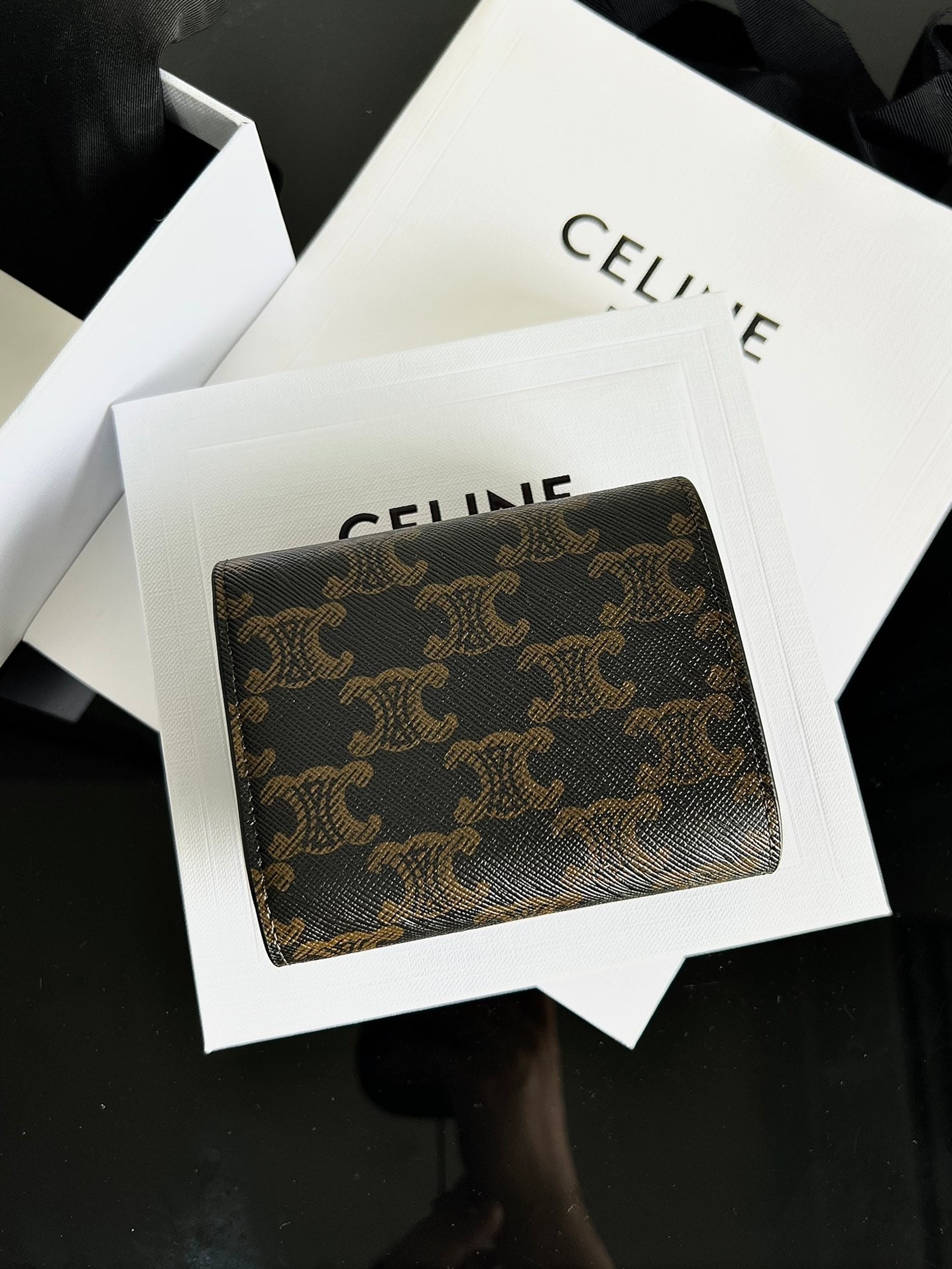 CELINE