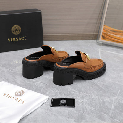 VERSACE