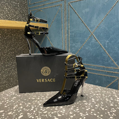 VERSACE