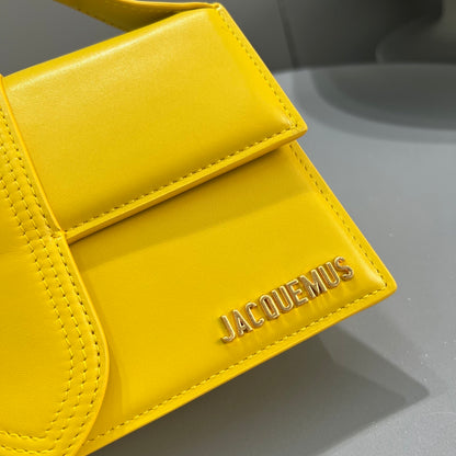 JACQUEMUS