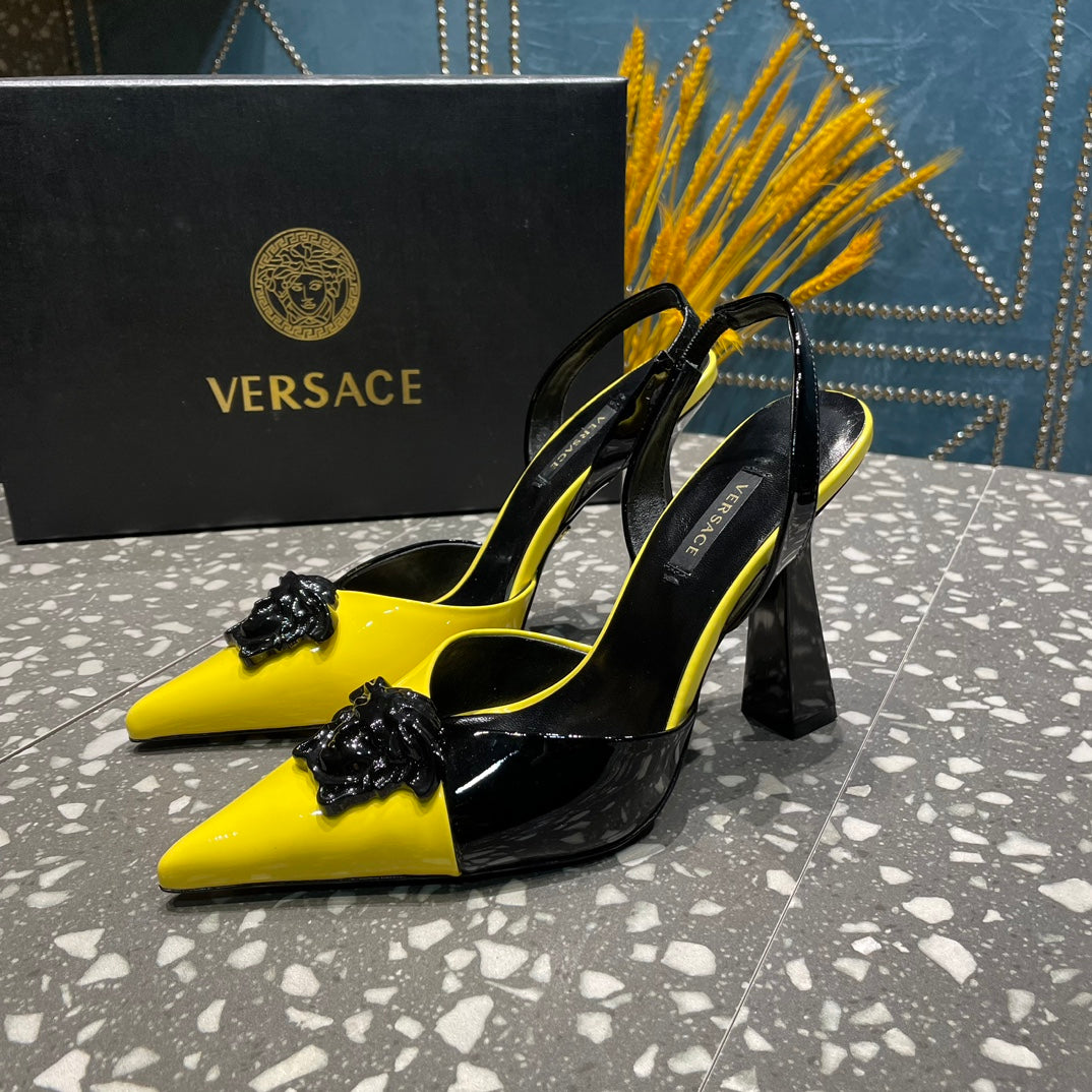 VERSACE