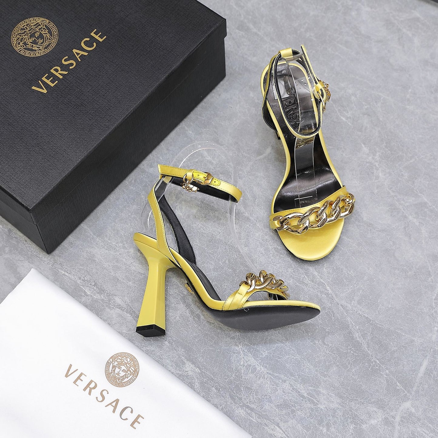 VERSACE