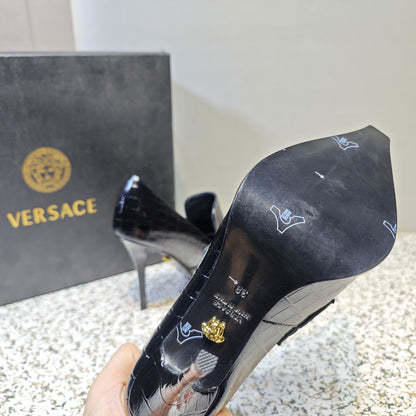 VERSACE