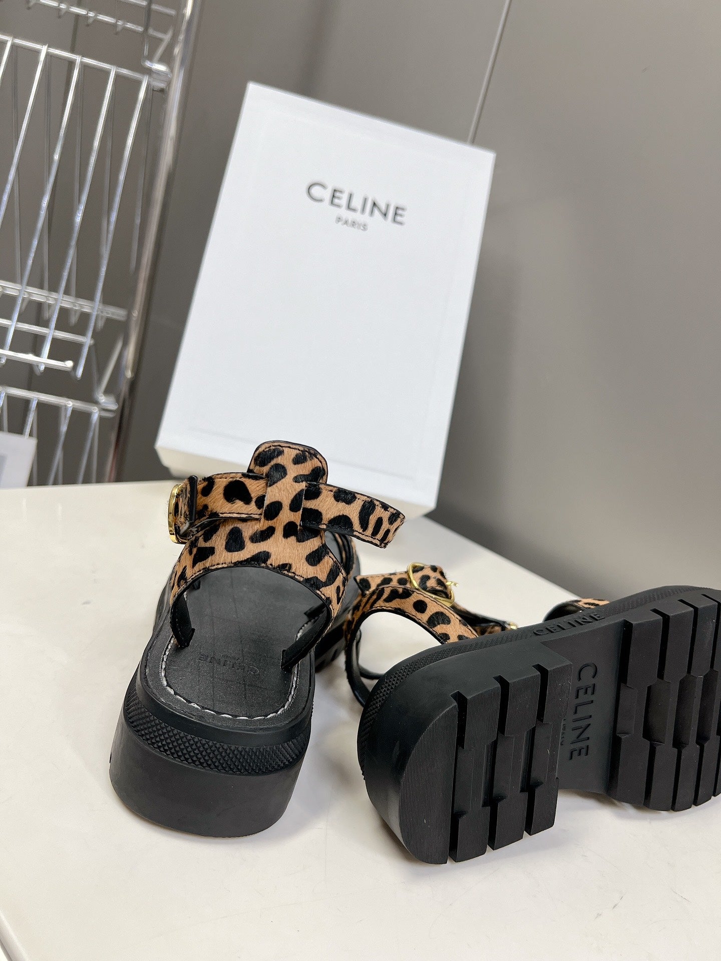 CELINE