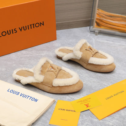 LOUIS VUITTON