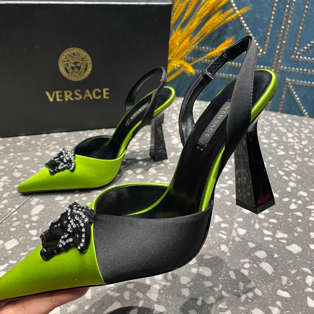 VERSACE