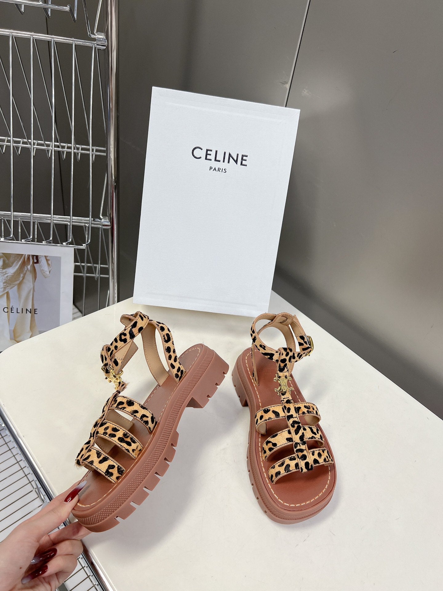 CELINE