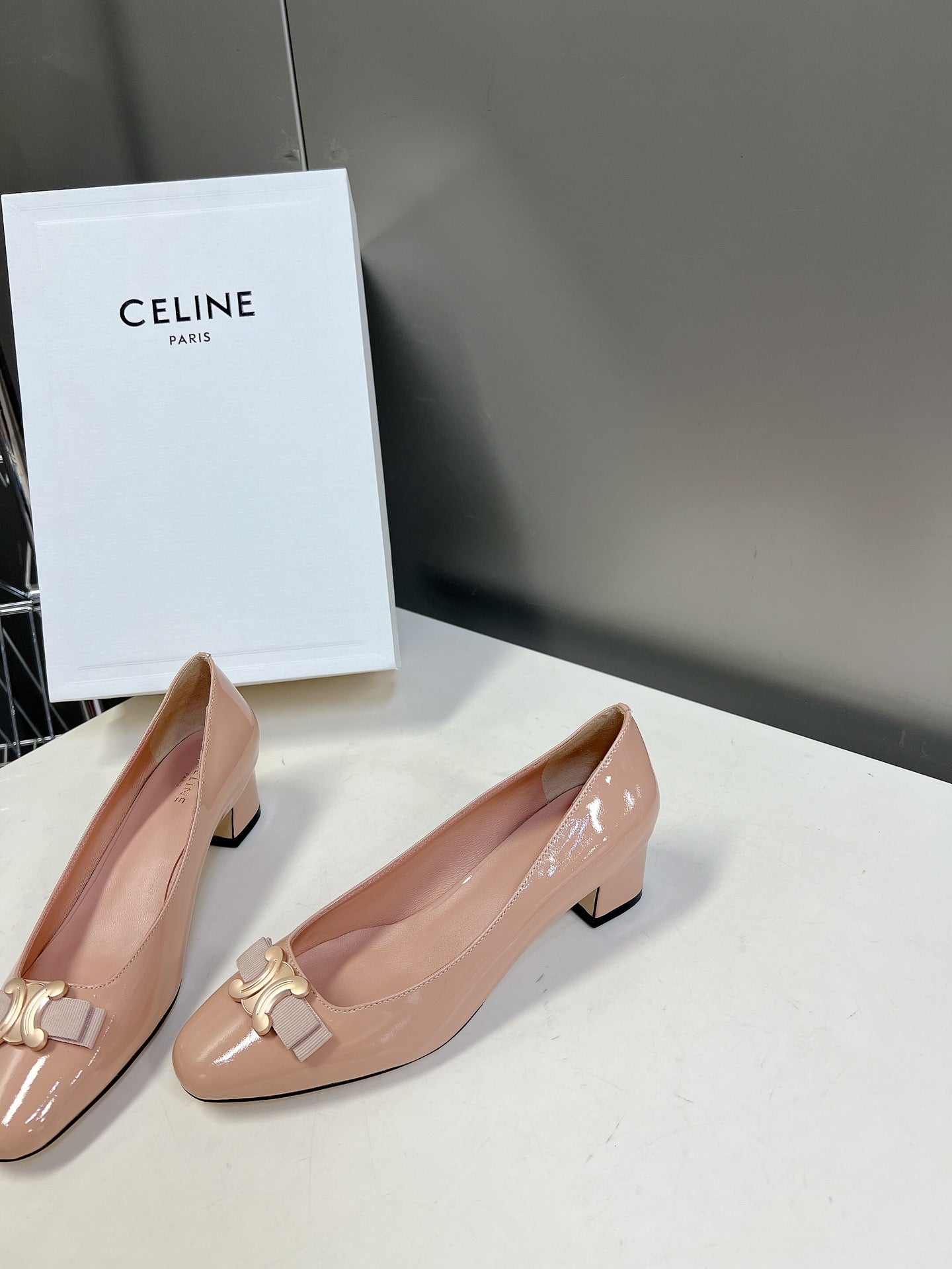 CELINE