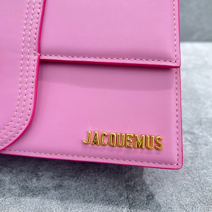 JACQUEMUS