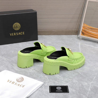 VERSACE