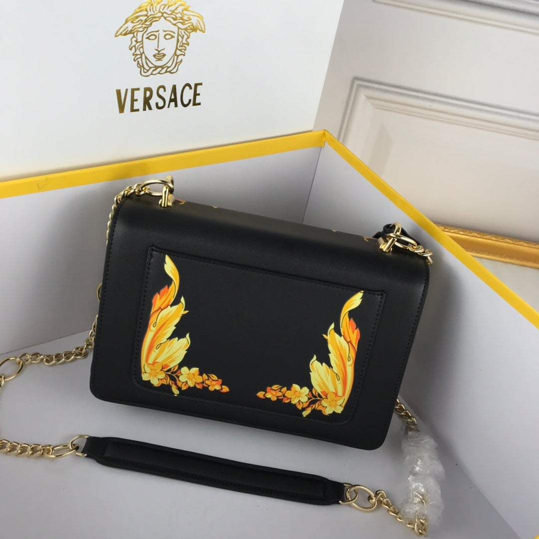 VERSACE