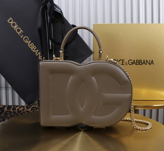 DOLCE & GABBANA