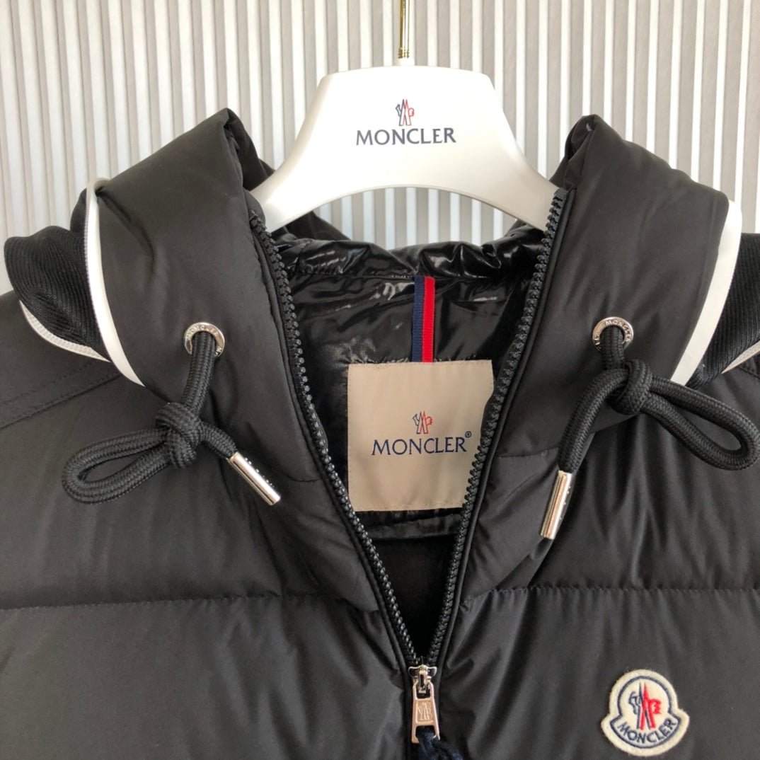 MONCLER