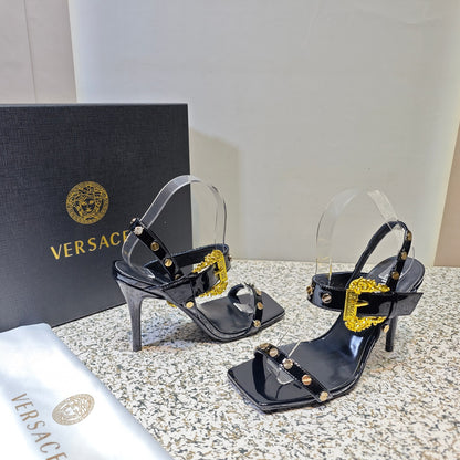 VERSACE