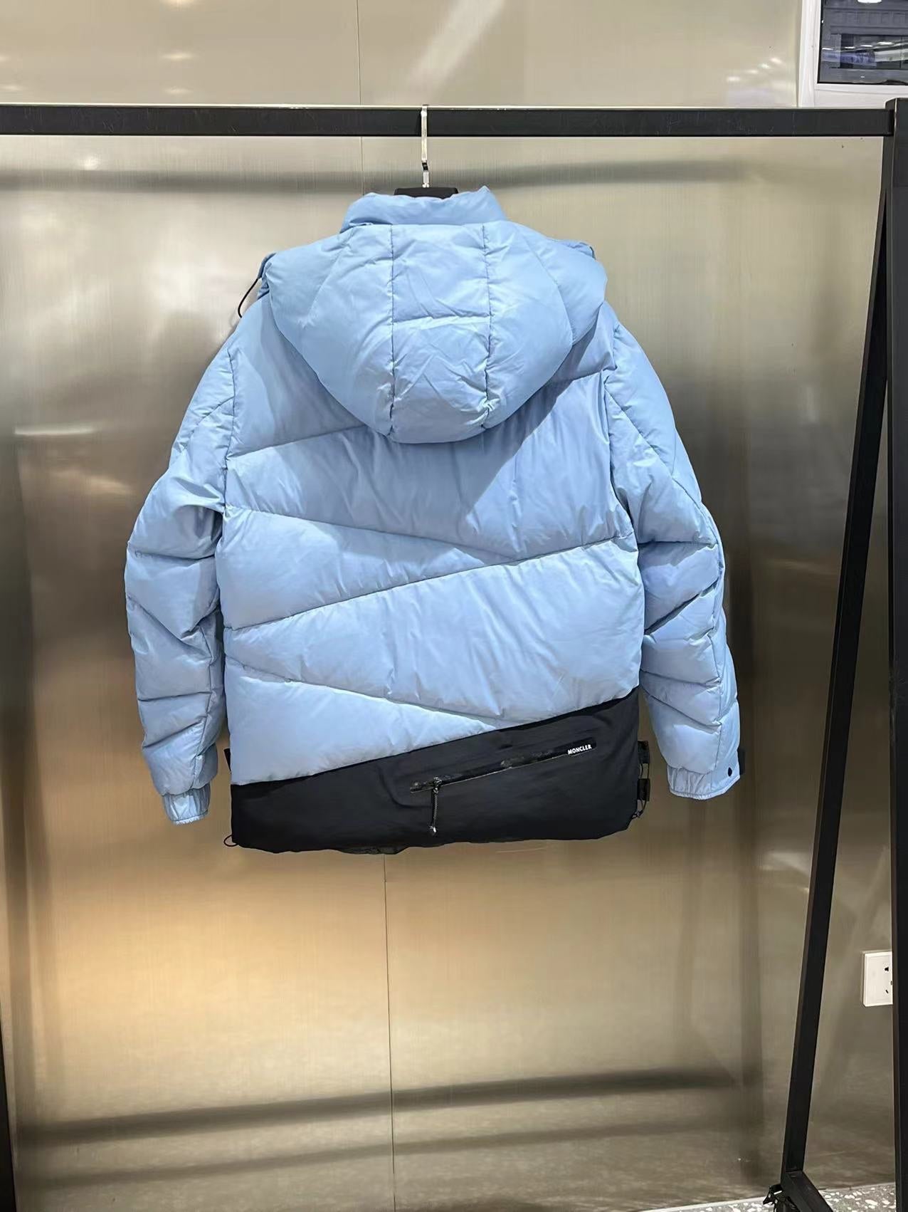 MONCLER