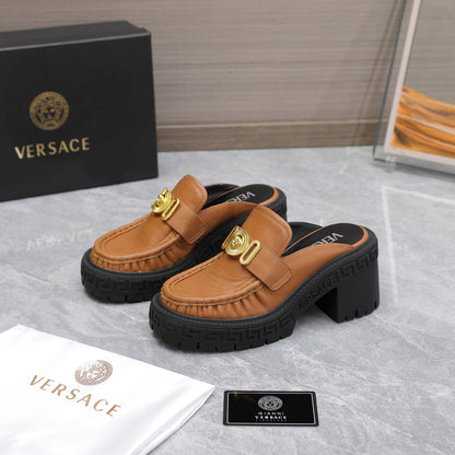 VERSACE