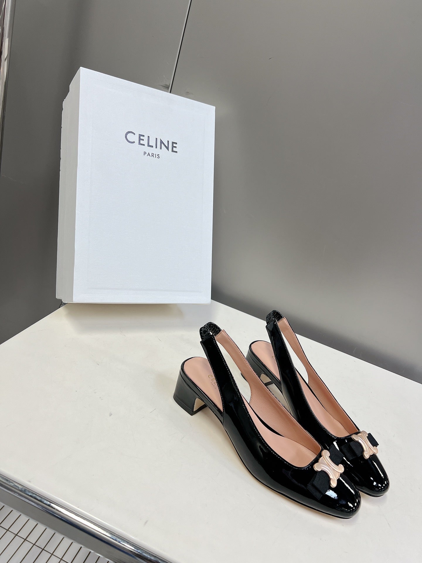 CELINE