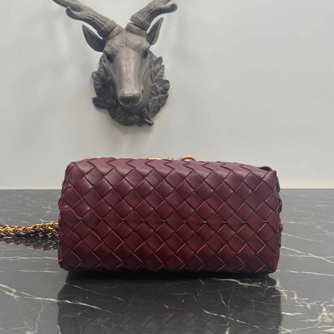 BOTTEGA VENETA