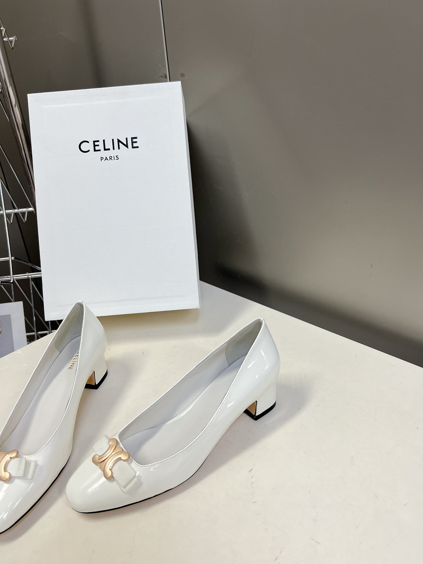 CELINE