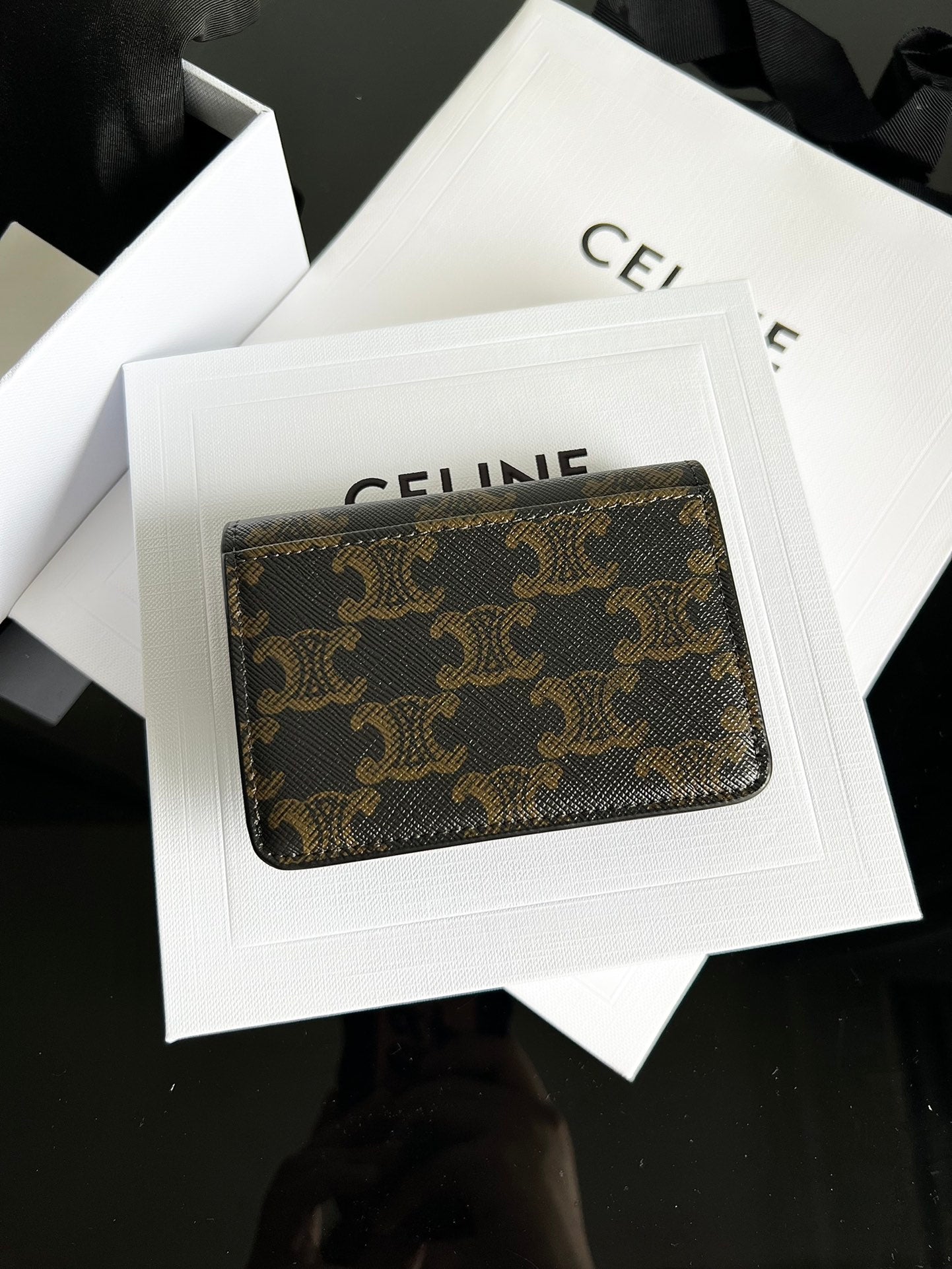 CELINE