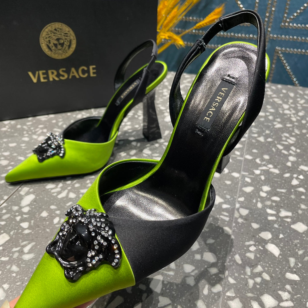 VERSACE