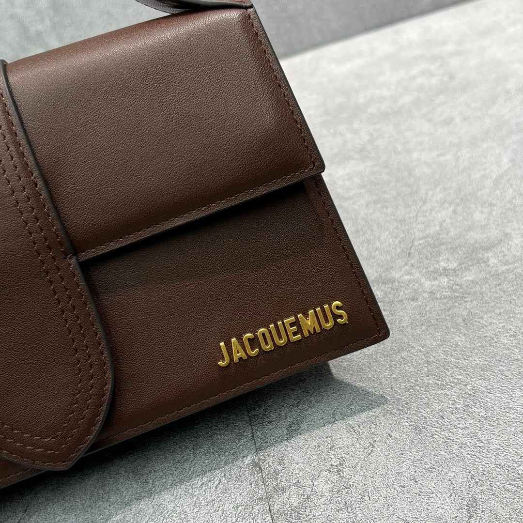 JACQUEMUS