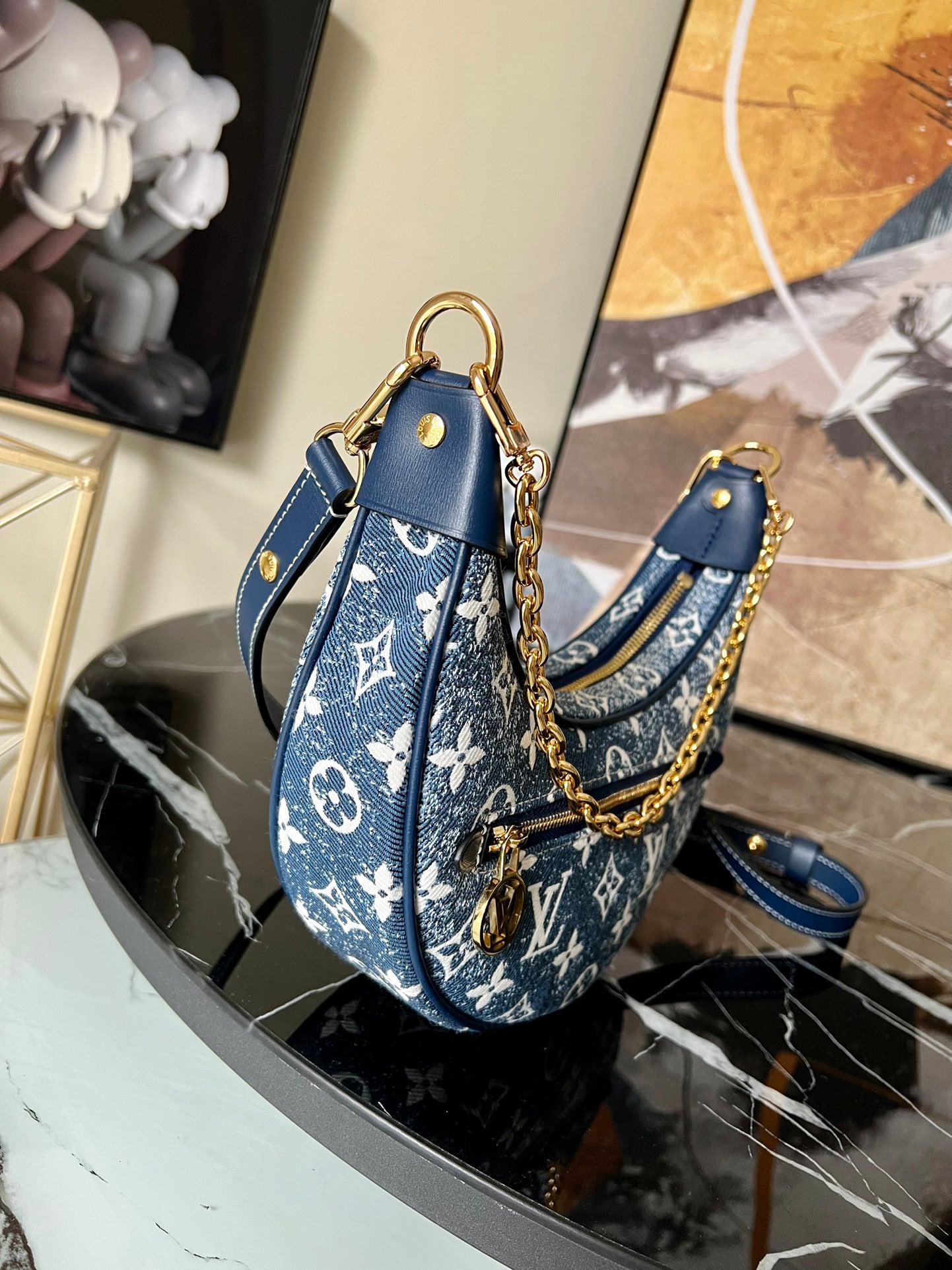 LOUIS VUITTON