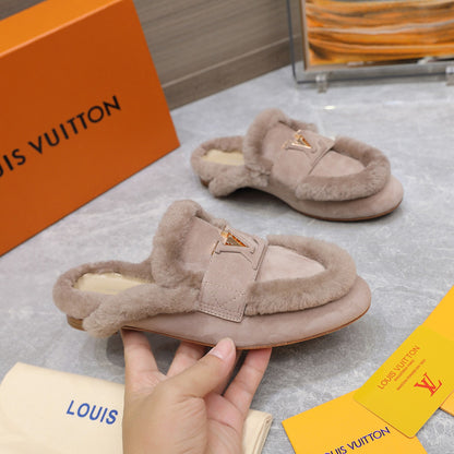 LOUIS VUITTON