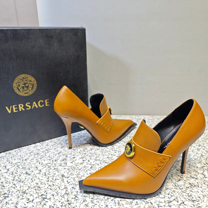 VERSACE