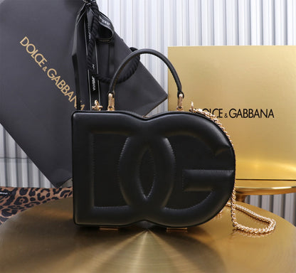 DOLCE & GABBANA