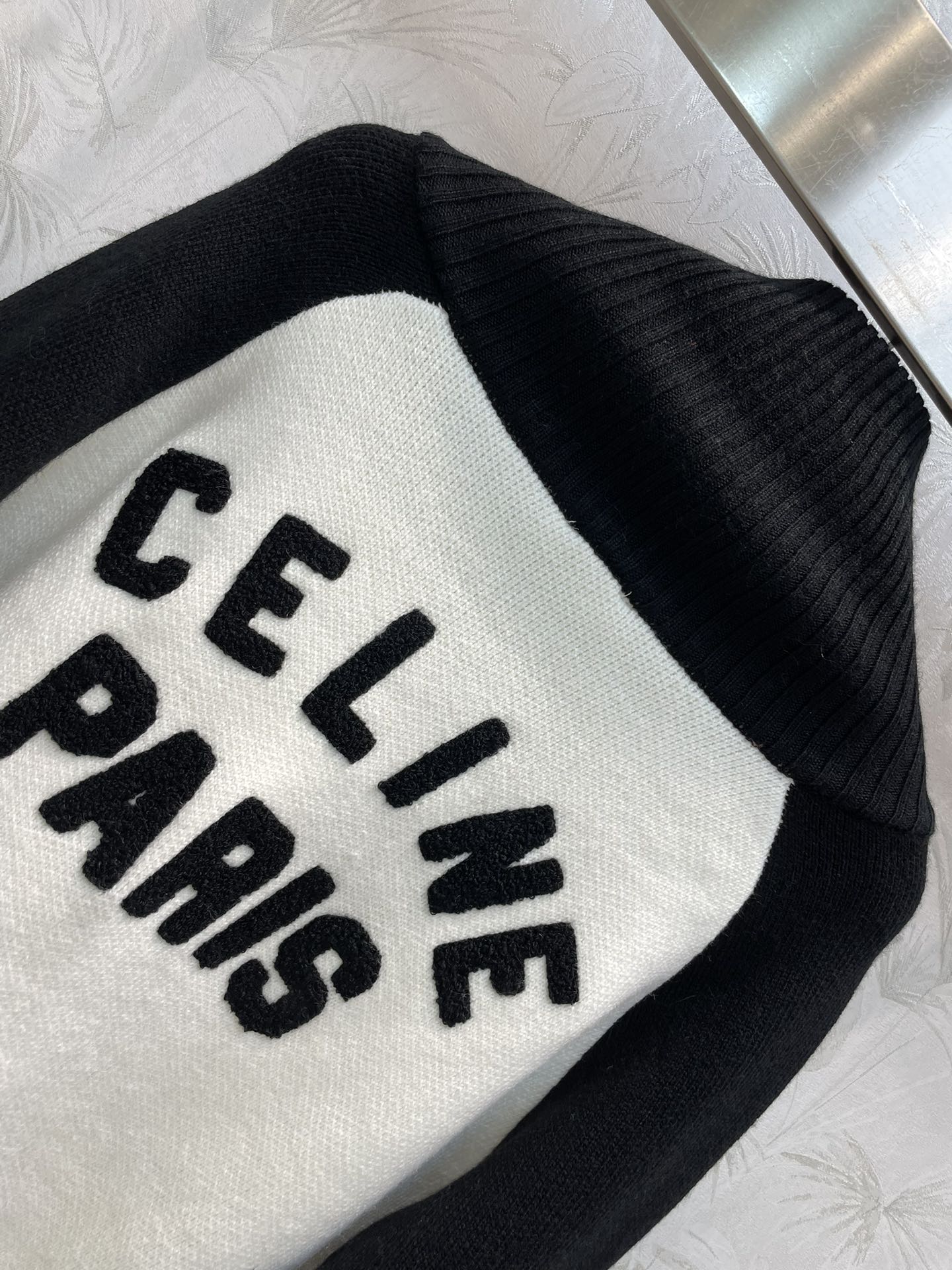 CELINE