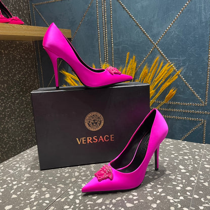 VERSACE