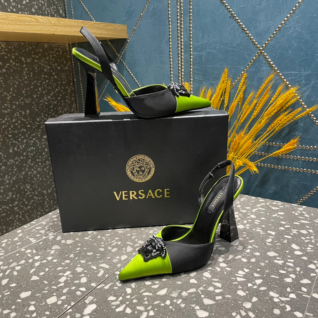 VERSACE