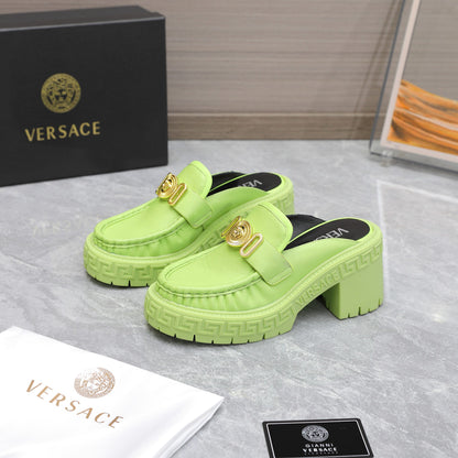 VERSACE