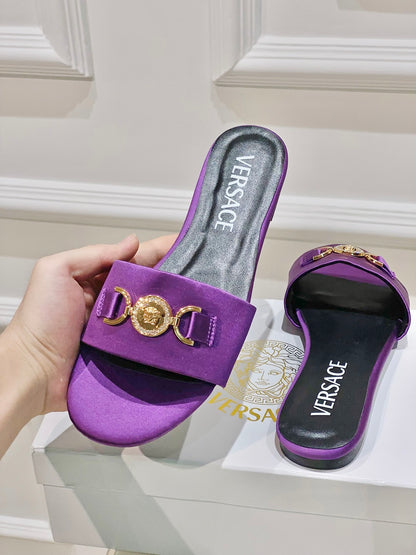 VERSACE